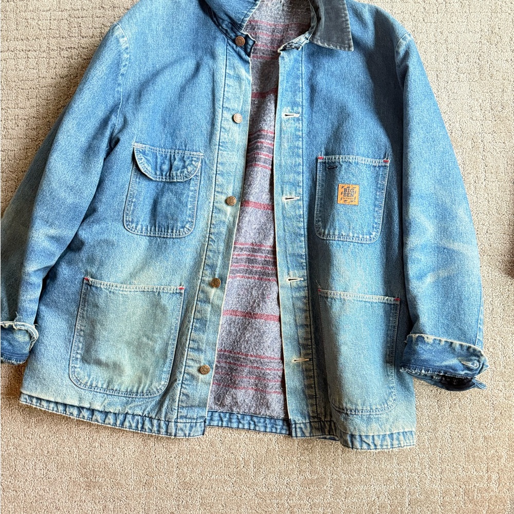 Wrangler Blue Denim Jacket with Gray and Red Accents